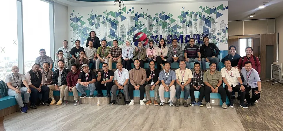 Foto bersama peserta Power BI Training XLSMART